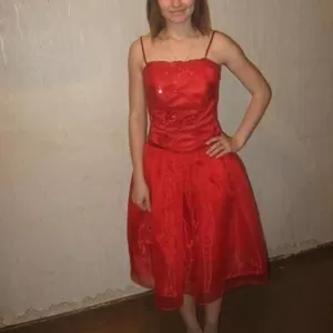   Праздничное платье